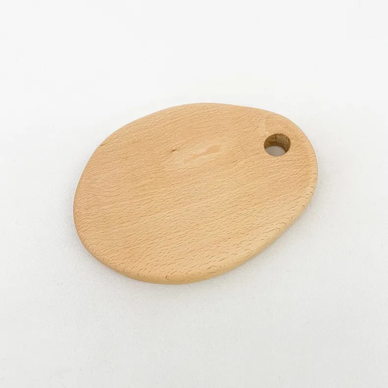 Etoetoteato Egg Cutting Board - Medium